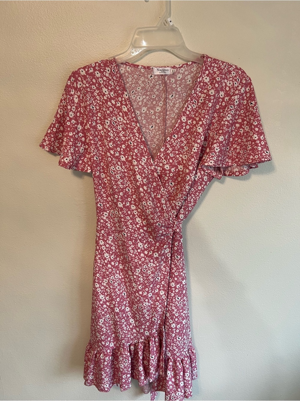 🌸NAGGOO Women’s “Floral Wrap Dress w/Tie Waist” Size Medium Pink/Wht Ruffle.🌸